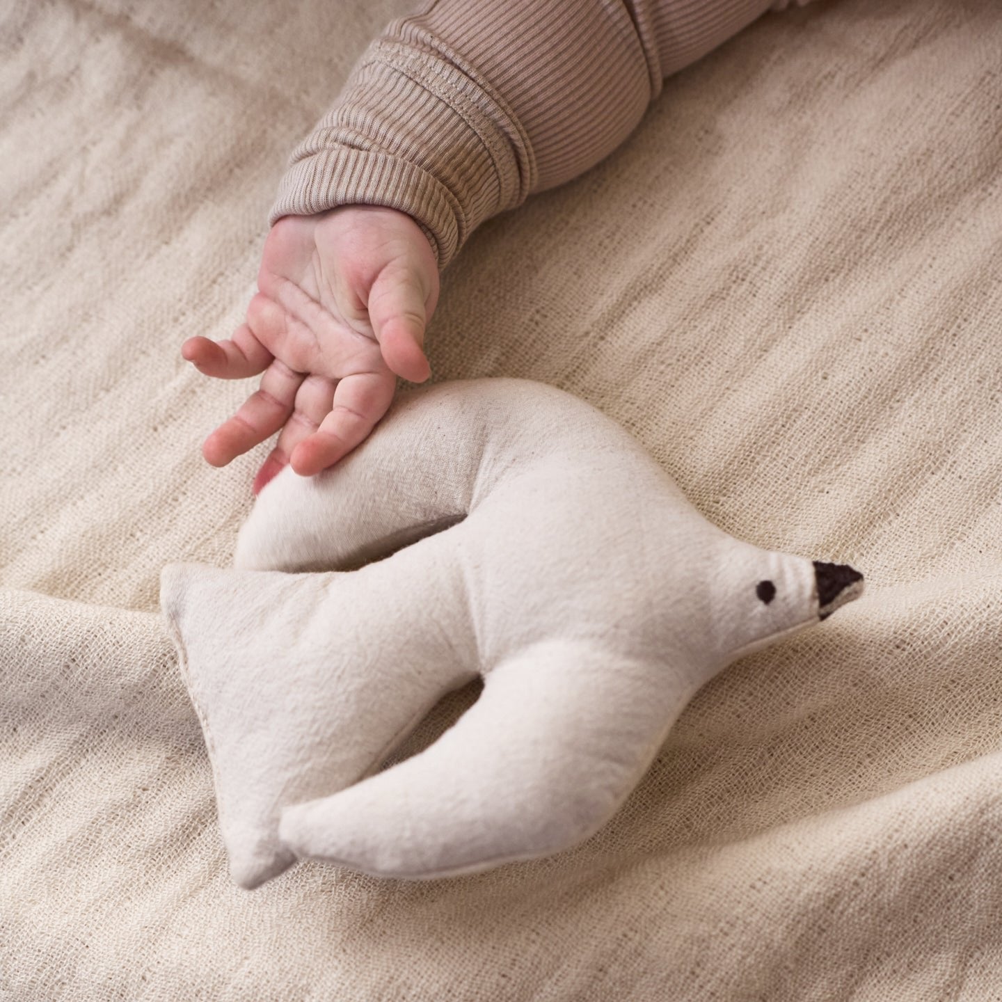 Babyspielzeug Swif Bird - Offwhite